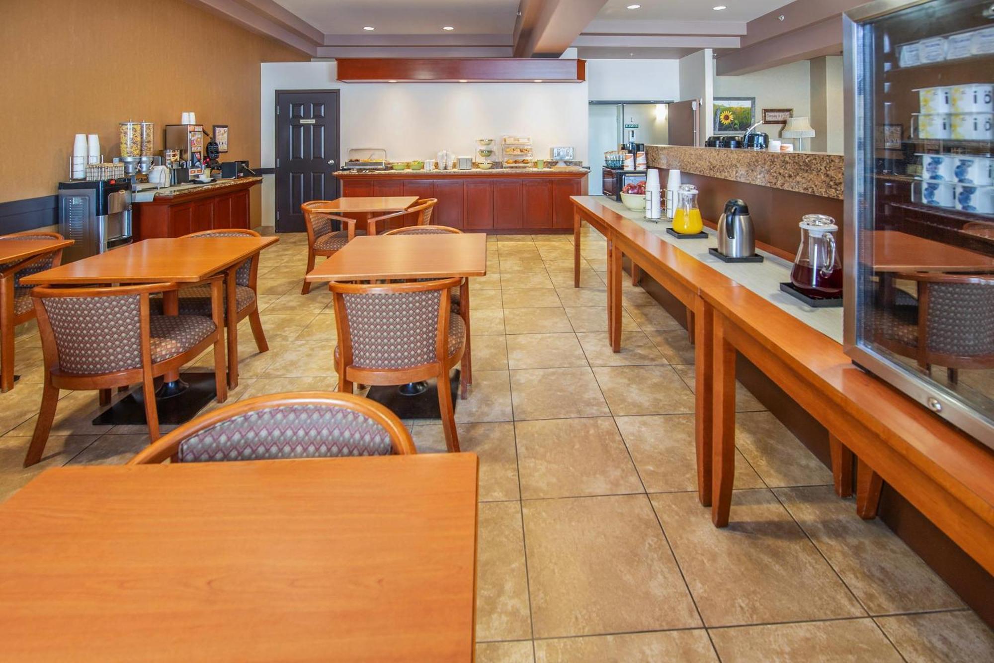 Quality Inn & Suites Lethbridge Luaran gambar