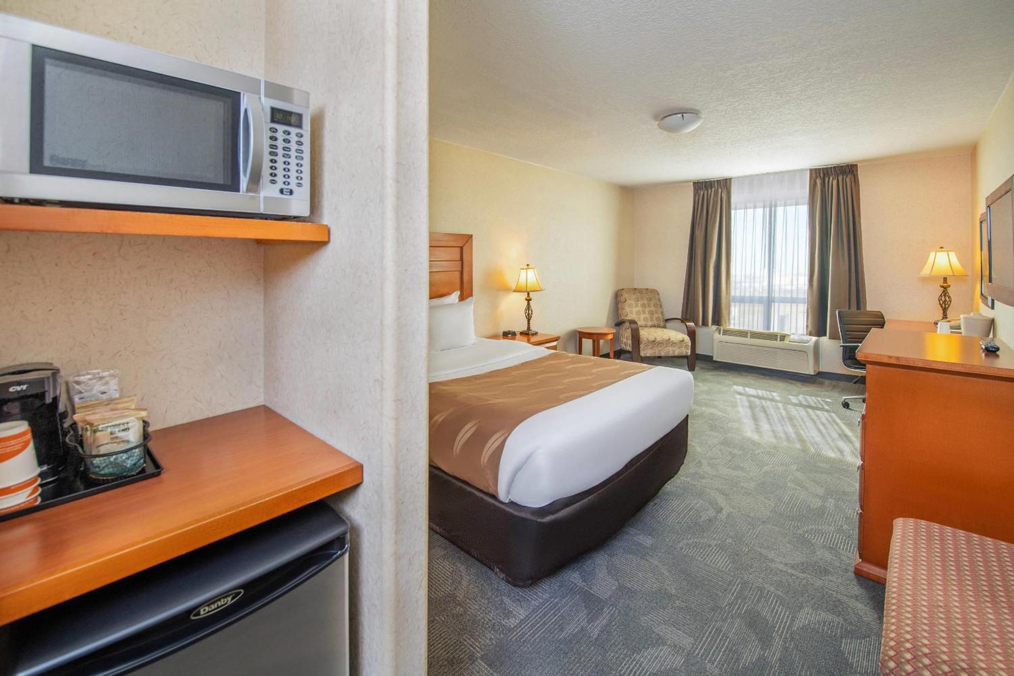 Quality Inn & Suites Lethbridge Luaran gambar
